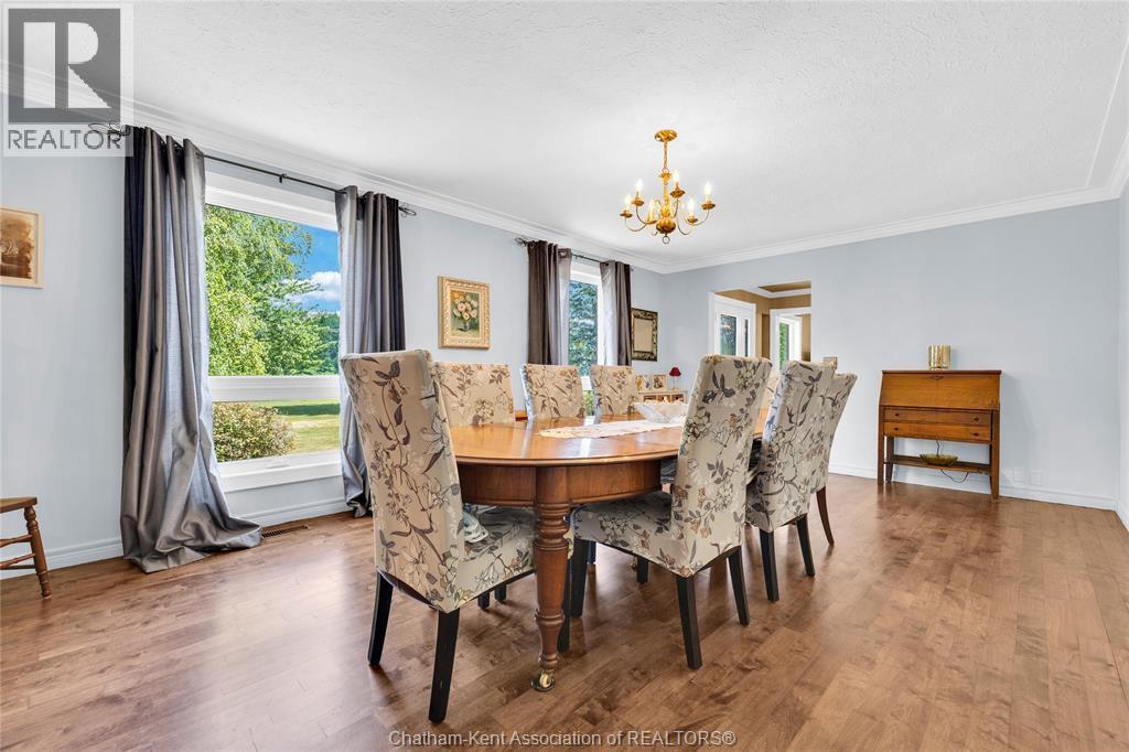 4979 Lambton Line, Dawn-Euphemia, ON - Indoor Photo Showing Dining Room