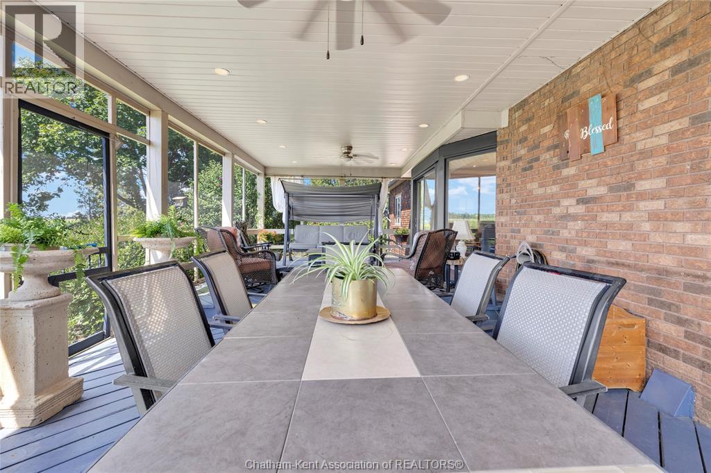 4979 Lambton Line, Dawn-Euphemia, ON - Indoor Photo Showing Dining Room