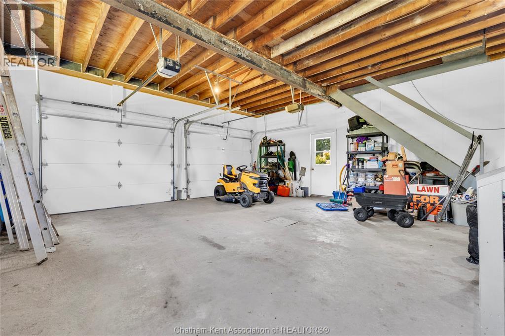 4979 Lambton Line, Dawn-Euphemia, ON - Indoor Photo Showing Garage