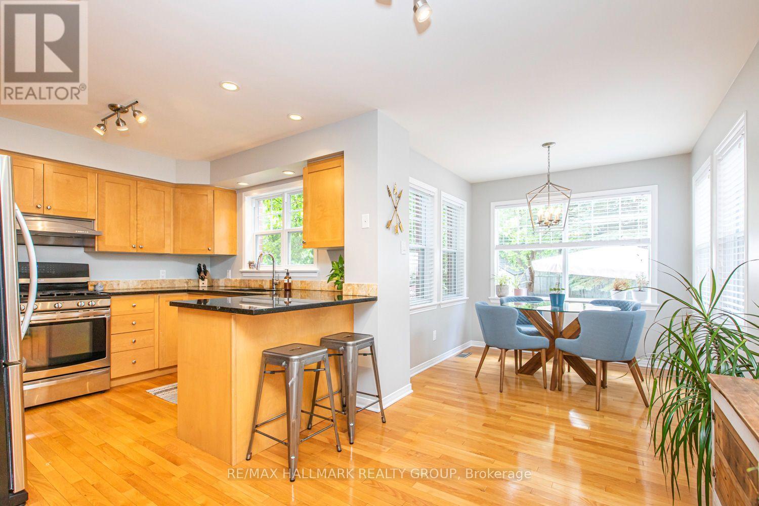 55 Jardin Private, Ottawa, ON - Indoor