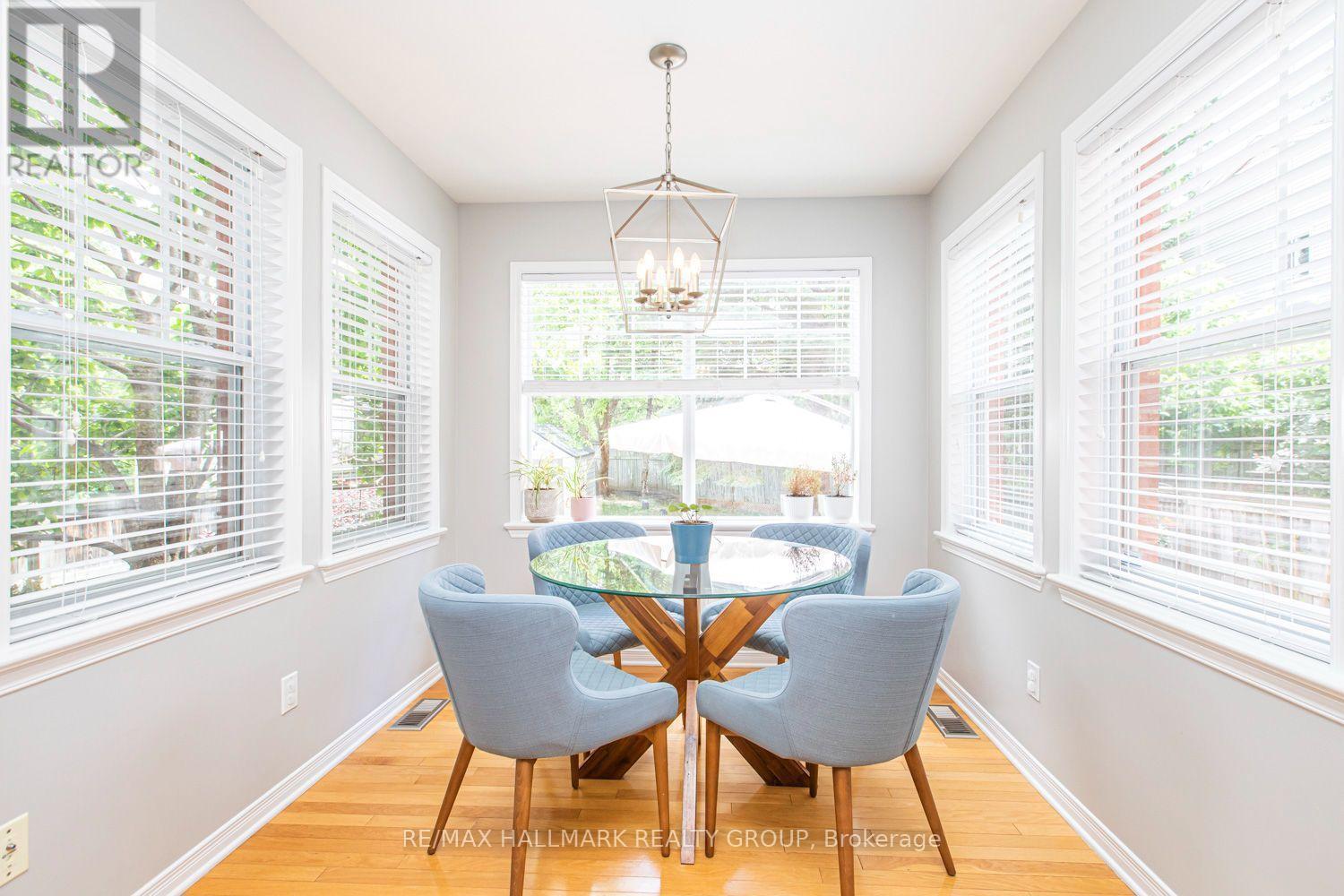 55 Jardin Private, Ottawa, ON - Indoor Photo Showing Dining Room