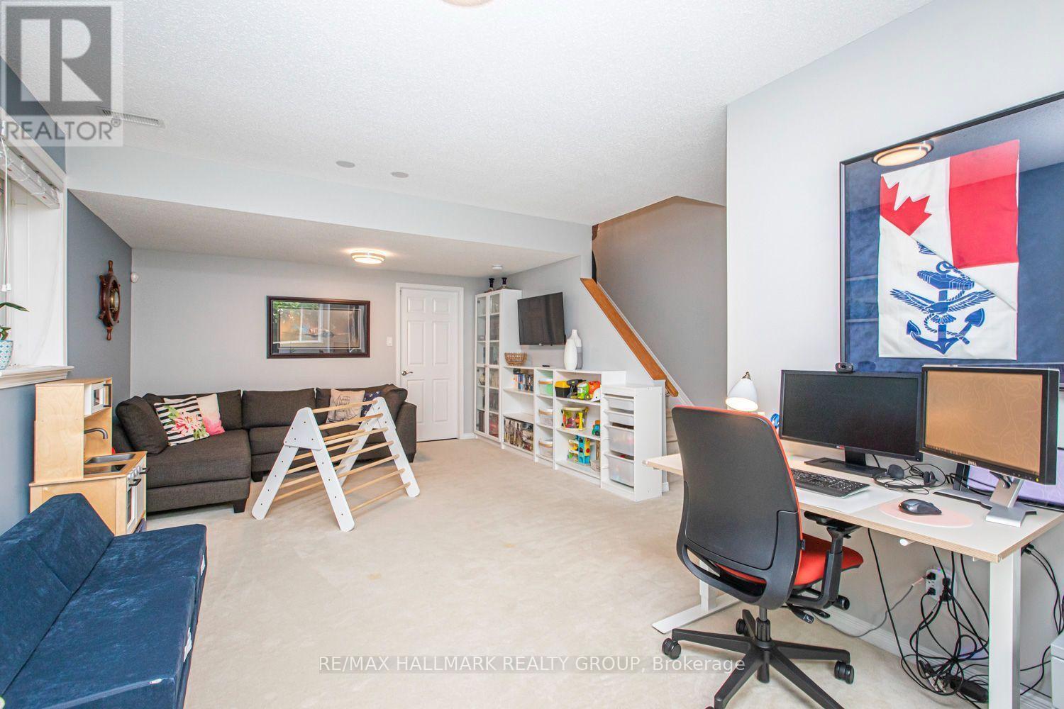 55 Jardin Private, Ottawa, ON - Indoor Photo Showing Office