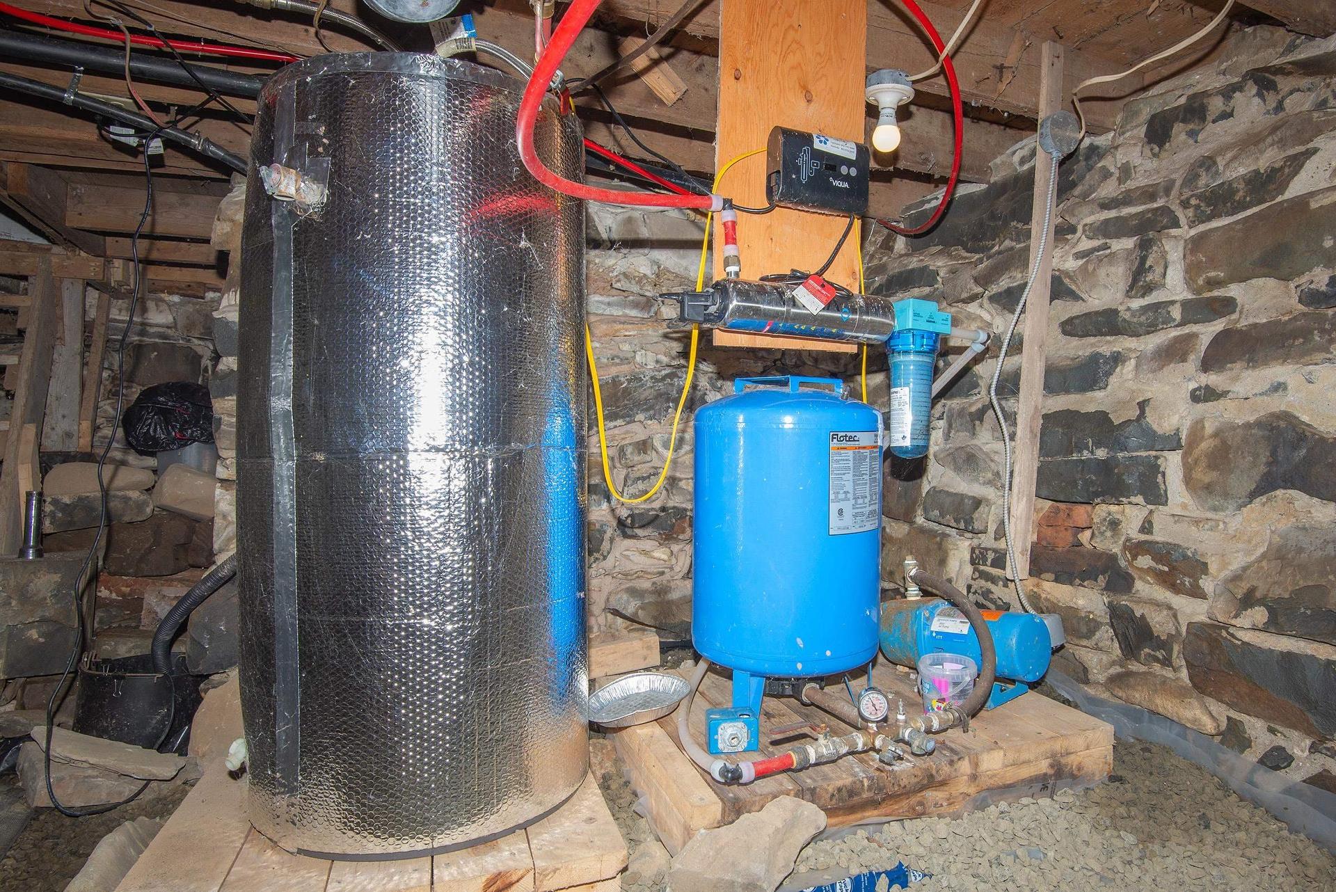 2118 Highway 1, Grosses Coques, NS - Indoor Photo Showing Basement