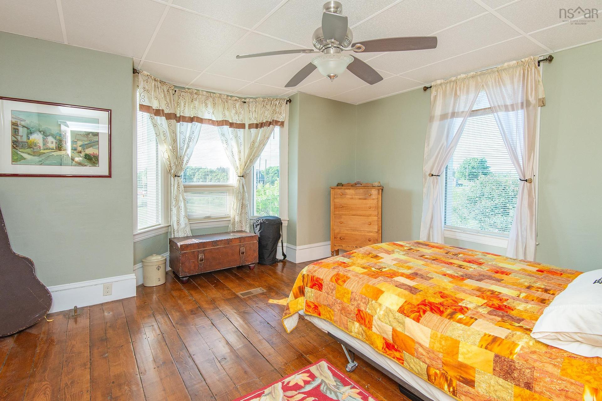 2118 Highway 1, Grosses Coques, NS - Indoor Photo Showing Bedroom