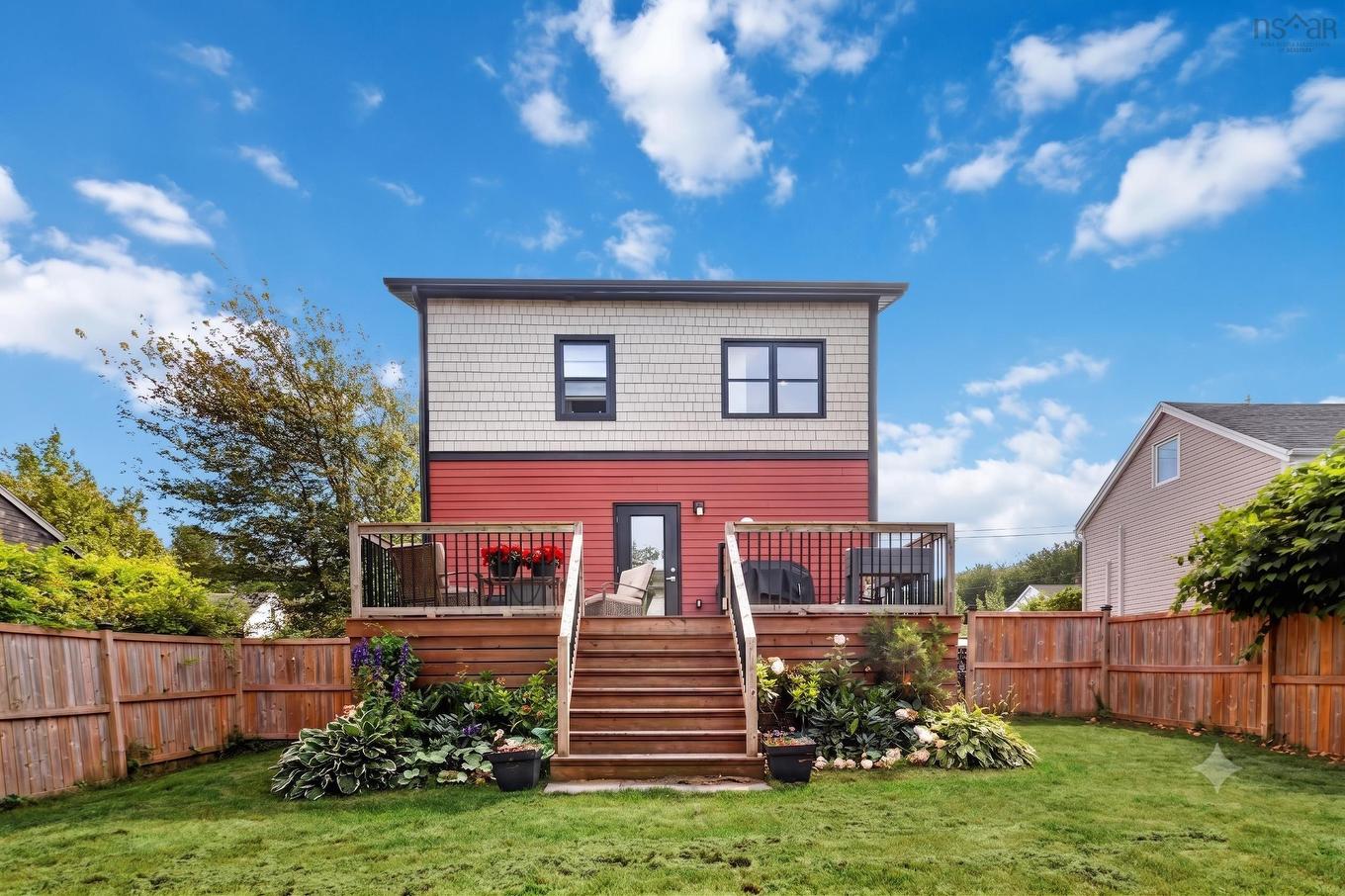 28 Pine Grove Drive, Halifax, NS