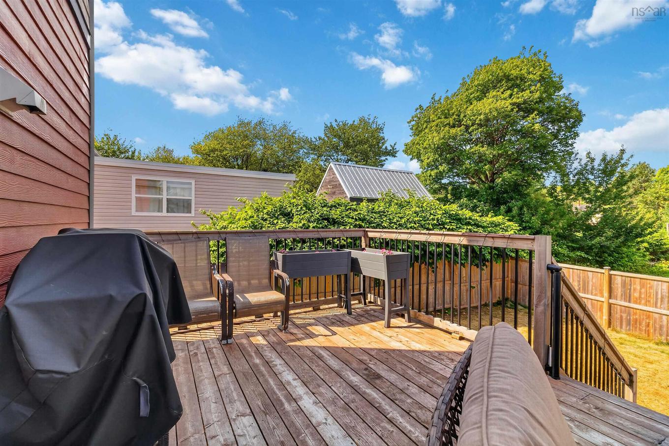 28 Pine Grove Drive, Halifax, NS