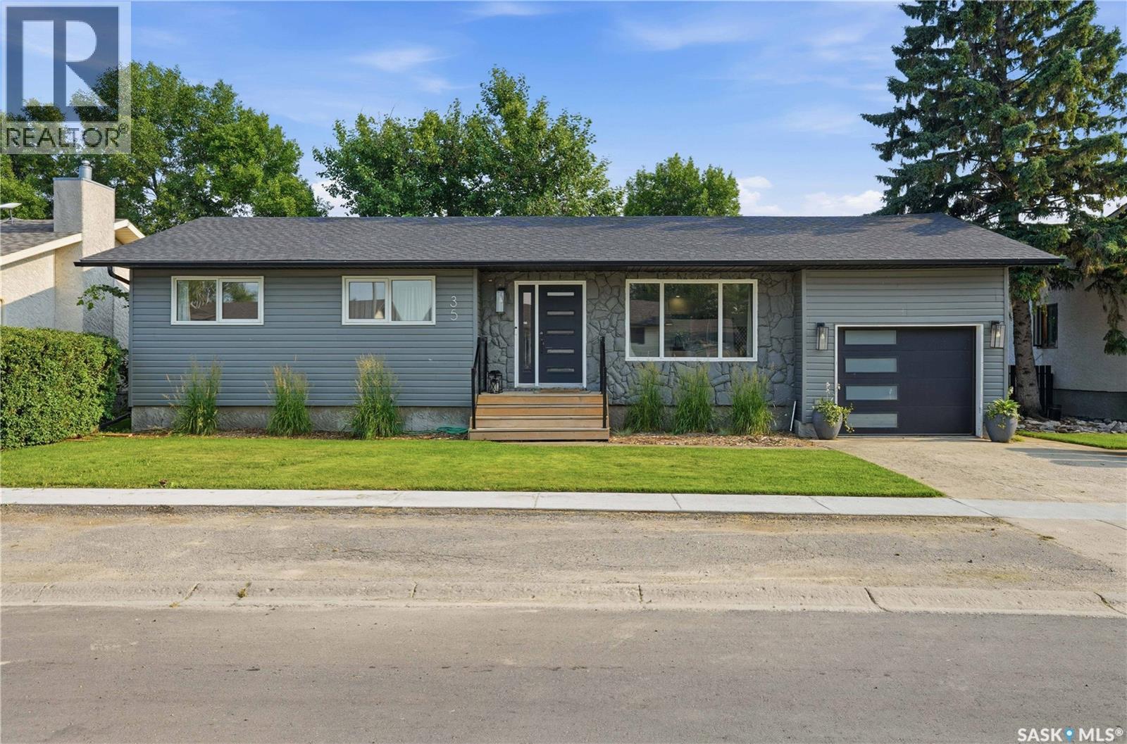 35 Kipling Avenue, Southey, SK - Outdoor With Facade