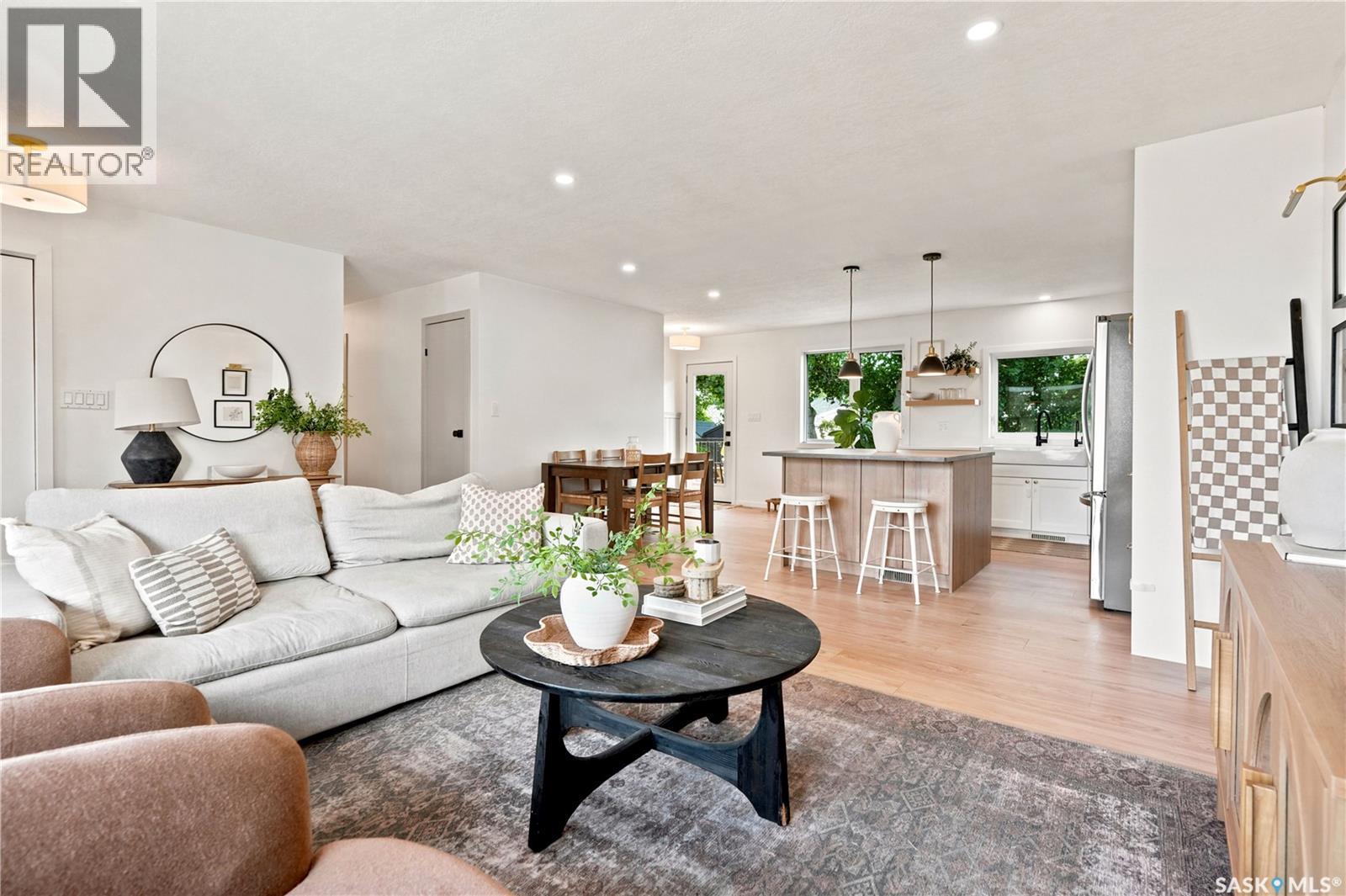35 Kipling Avenue, Southey, SK - Indoor Photo Showing Living Room
