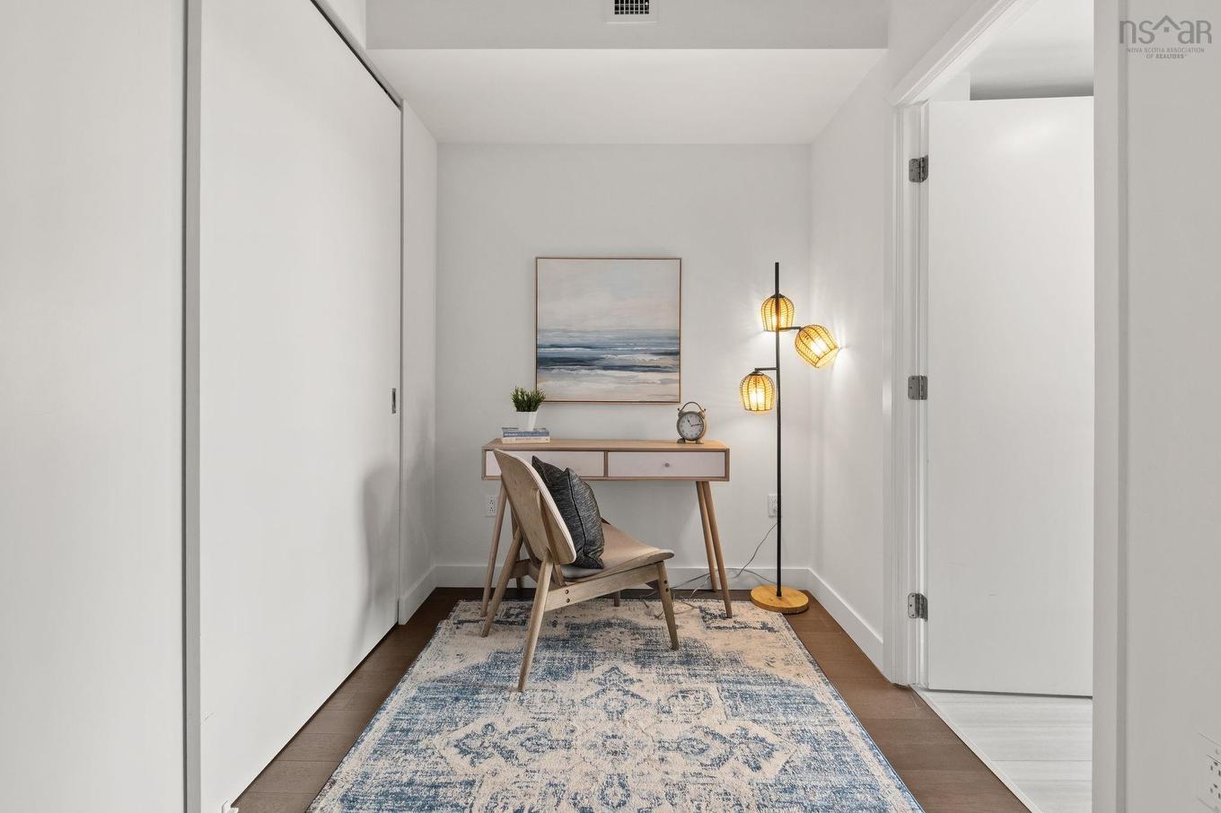 503 1048 Wellington, Halifax, NS - Indoor