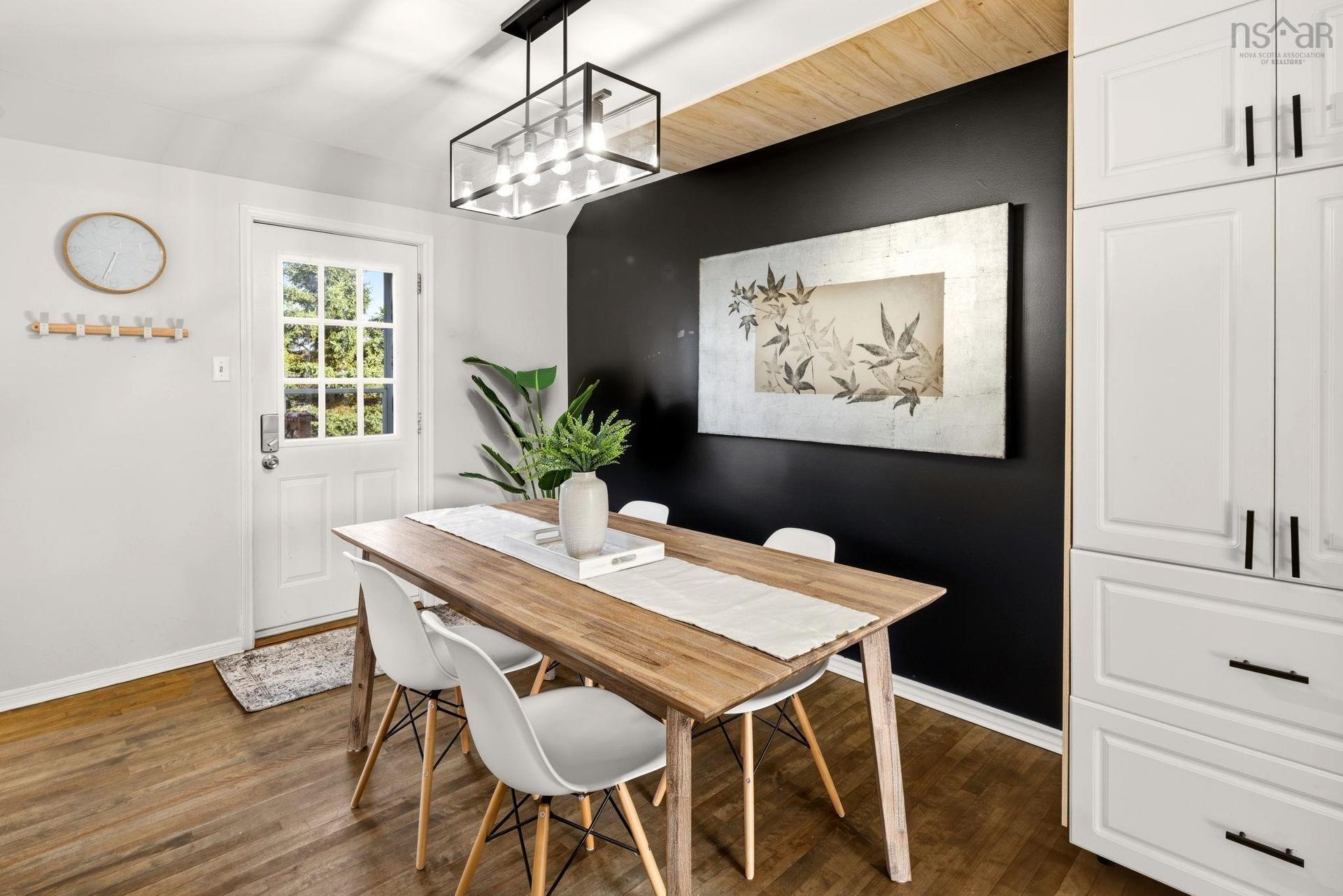 7 Shoreview Drive, Eastern Passage, NS - Indoor Photo Showing Dining Room