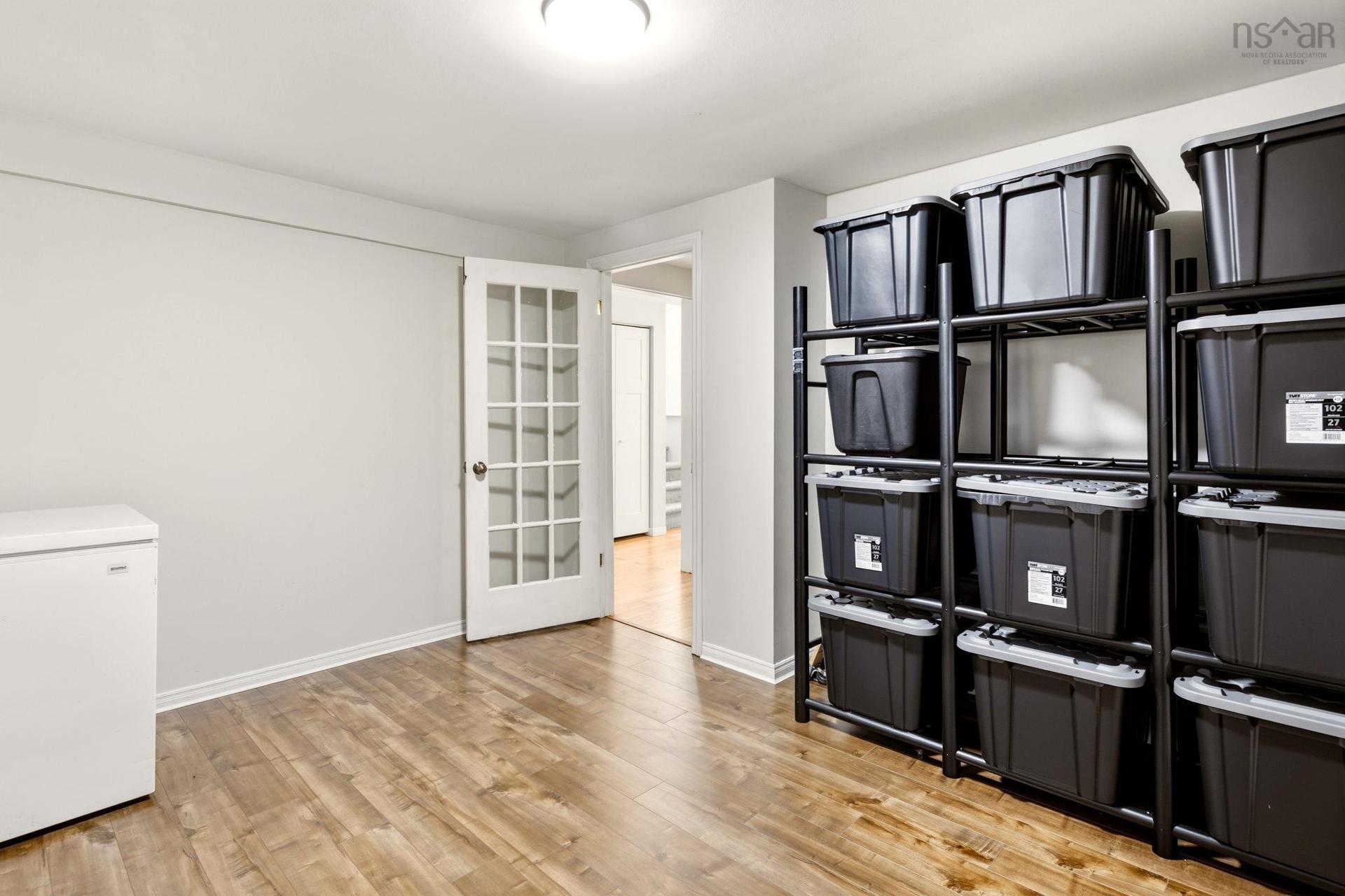 7 Shoreview Drive, Eastern Passage, NS - Indoor