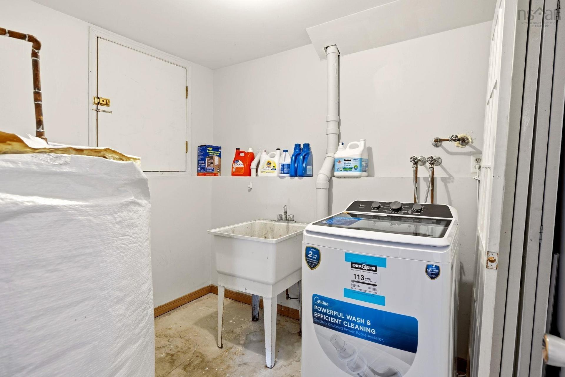 7 Shoreview Drive, Eastern Passage, NS - Indoor Photo Showing Basement