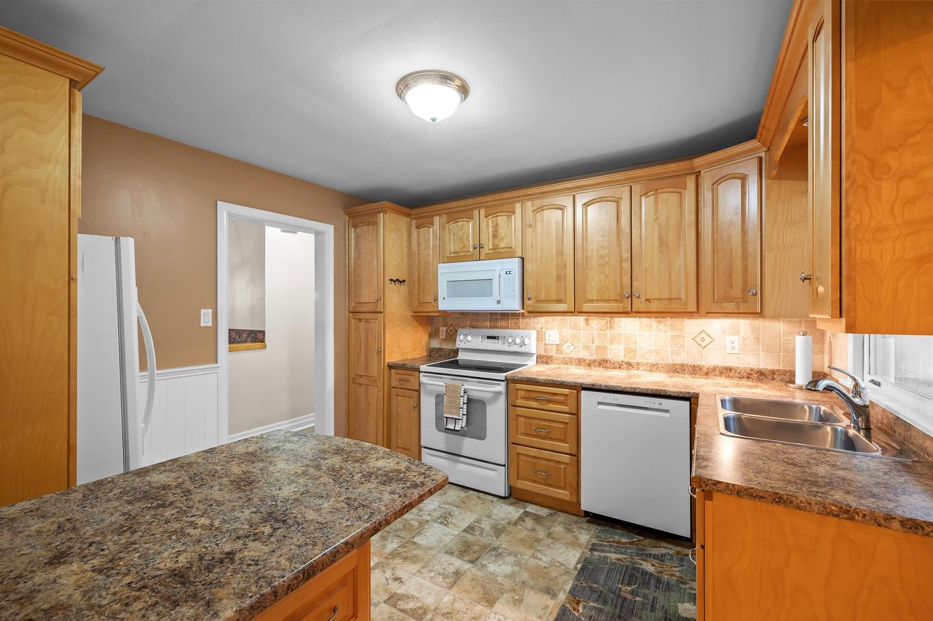 58 Skyview Drive, Charlottetown, PE - Indoor Photo Showing Kitchen With Double Sink
