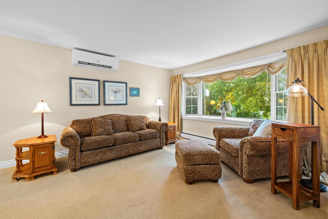 58 Skyview Drive, Charlottetown, PE - Indoor Photo Showing Living Room