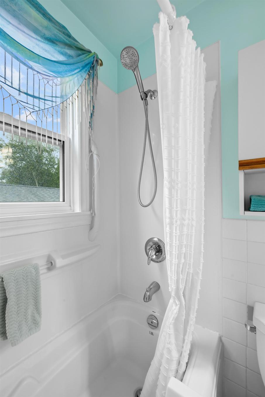 58 Skyview Drive, Charlottetown, PE - Indoor Photo Showing Bathroom