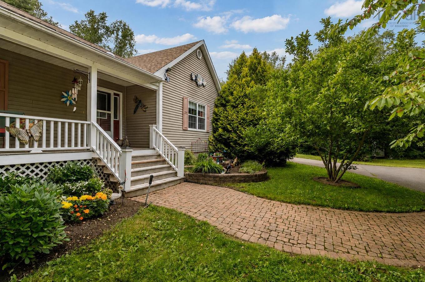 138 South Street, Berwick, NS - Outdoor With Deck Patio Veranda