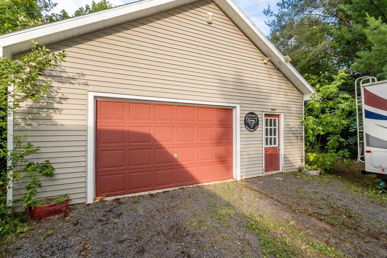 138 South Street, Berwick, NS - Outdoor With Exterior