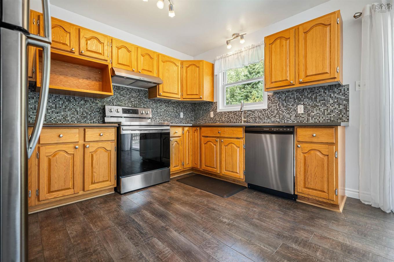 14 Egerton Street, Trenton, NS - Indoor Photo Showing Kitchen