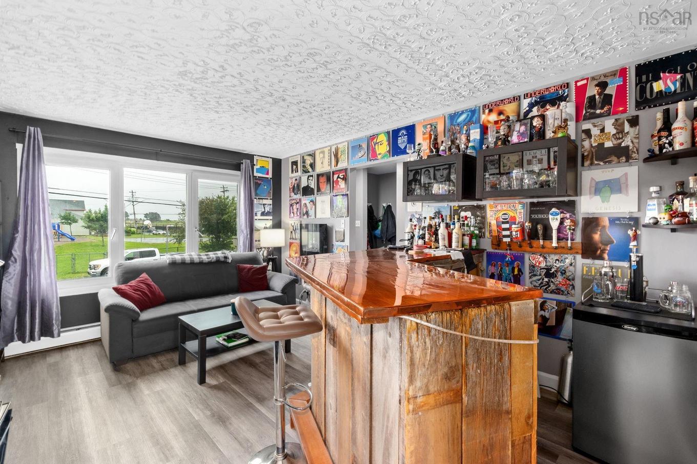 3 Osborne Avenue, Dartmouth, NS - Indoor