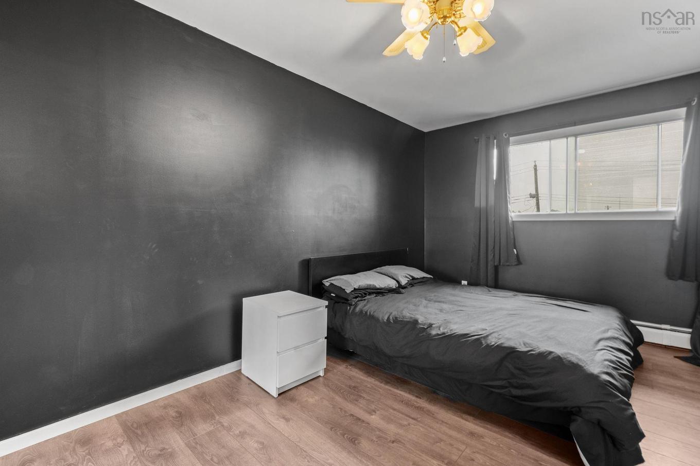 3 Osborne Avenue, Dartmouth, NS - Indoor Photo Showing Bedroom