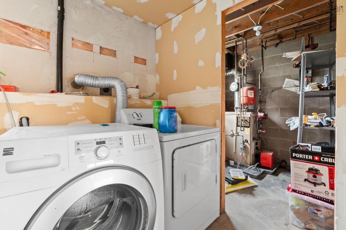 3 Osborne Avenue, Dartmouth, NS - Indoor Photo Showing Laundry Room