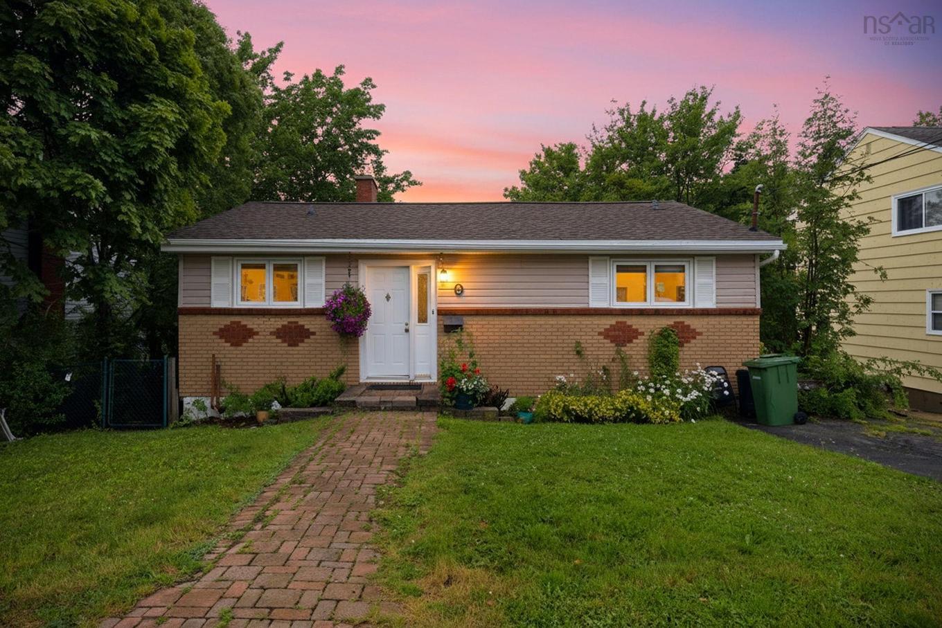 104 Joffre Street, Dartmouth, NS - Outdoor