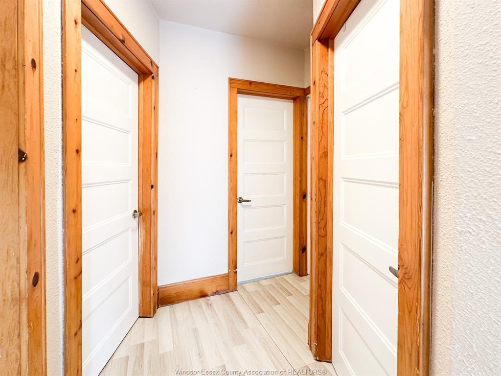 421 Hall, Windsor, ON