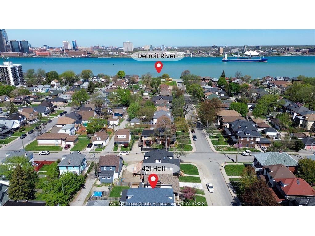 421 Hall, Windsor, ON
