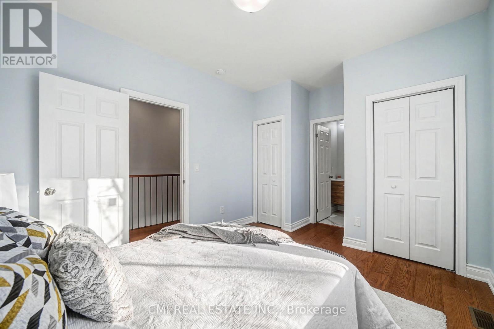 75 Kenilworth Avenue, Toronto, ON - Indoor Photo Showing Bedroom