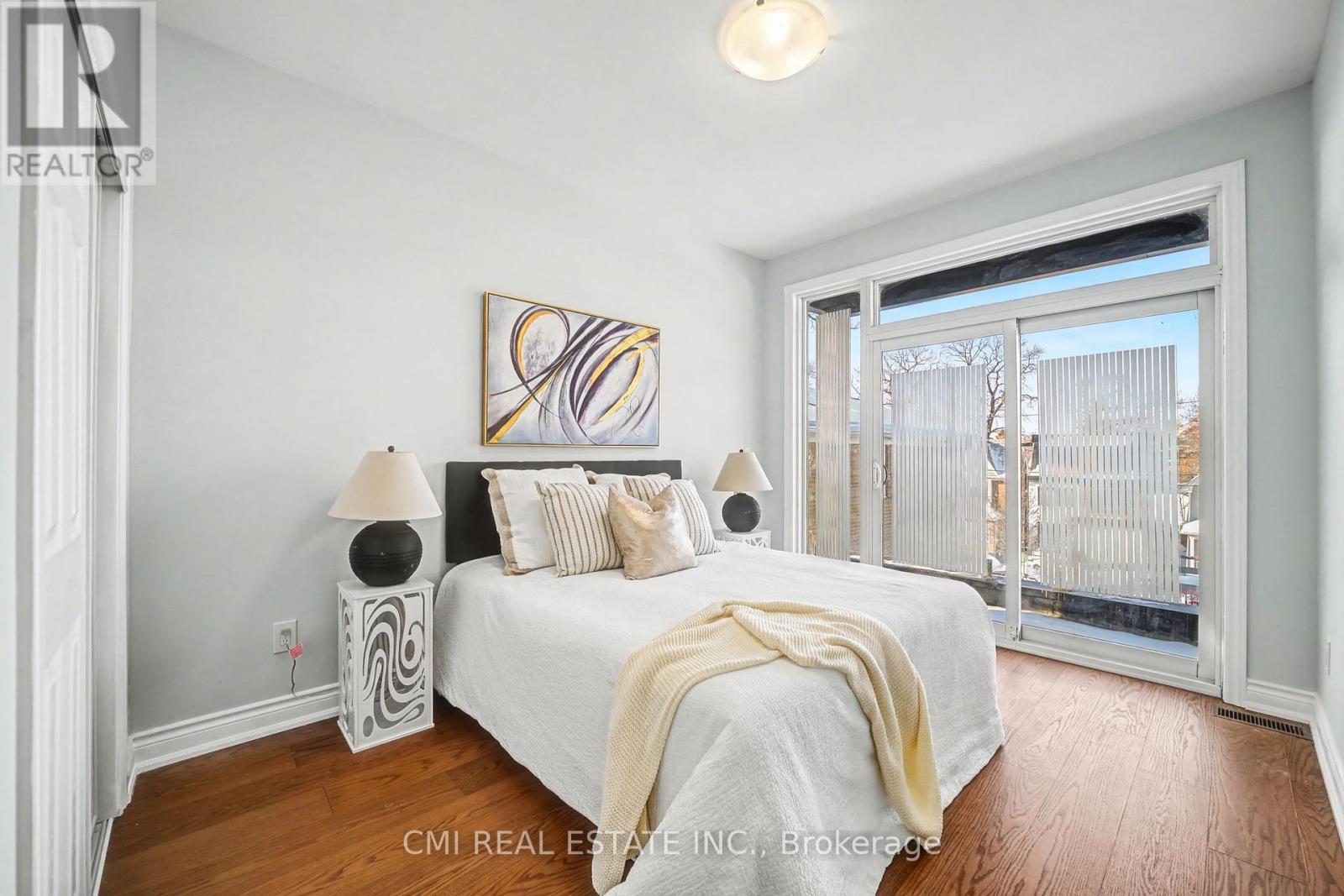 75 Kenilworth Avenue, Toronto, ON - Indoor Photo Showing Bedroom