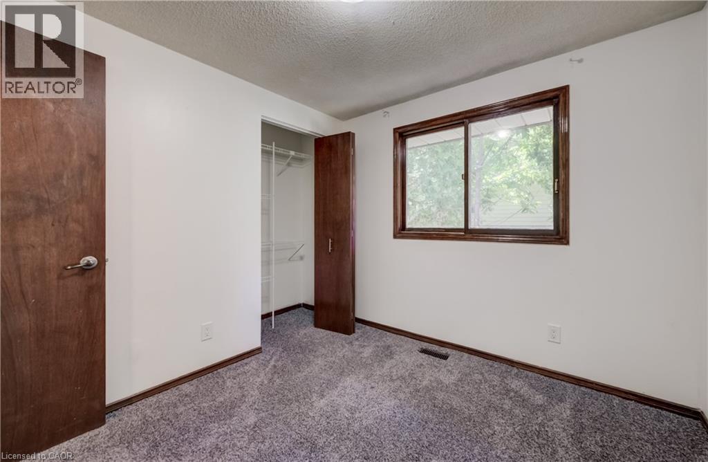 Bedroom two. - 197 Southwood Drive, Kitchener, ON - Indoor Photo Showing Other Room