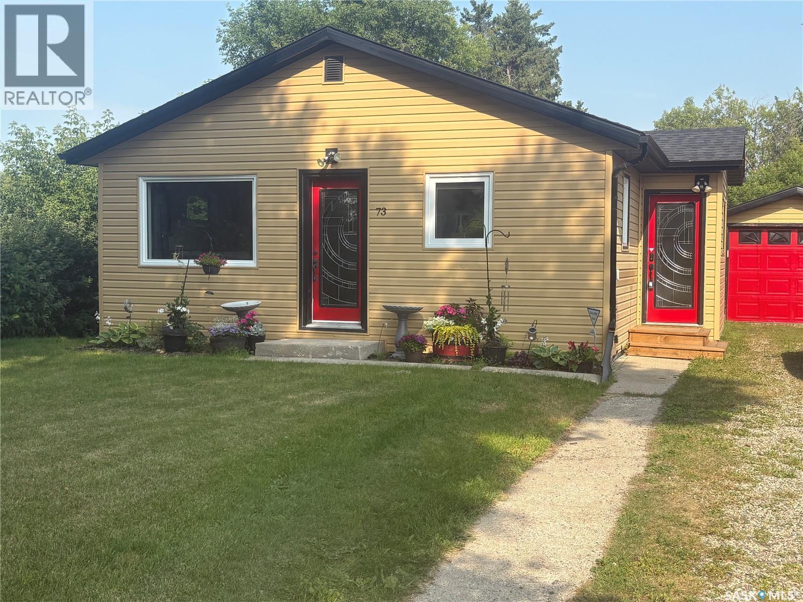73 Franklin Avenue, Yorkton, SK - Outdoor