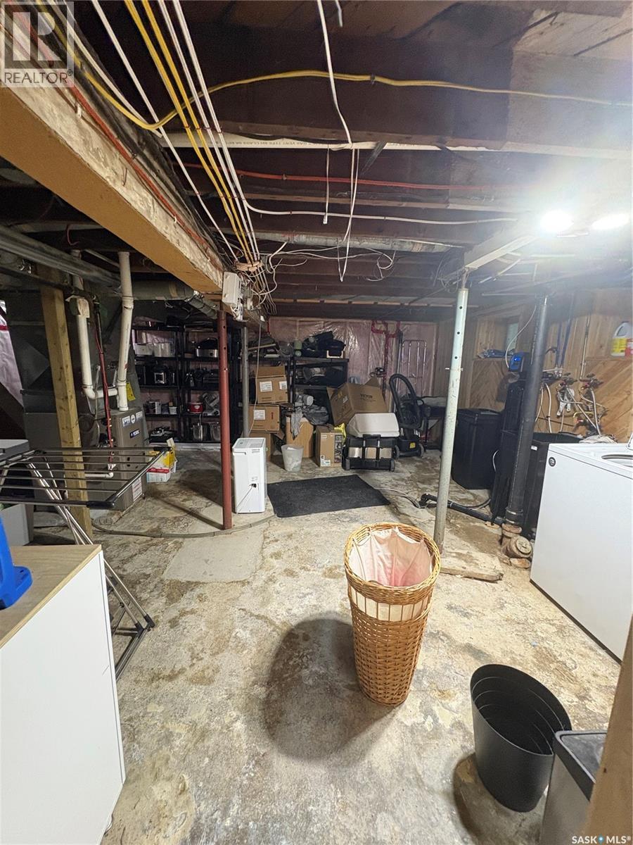 73 Franklin Avenue, Yorkton, SK - Indoor