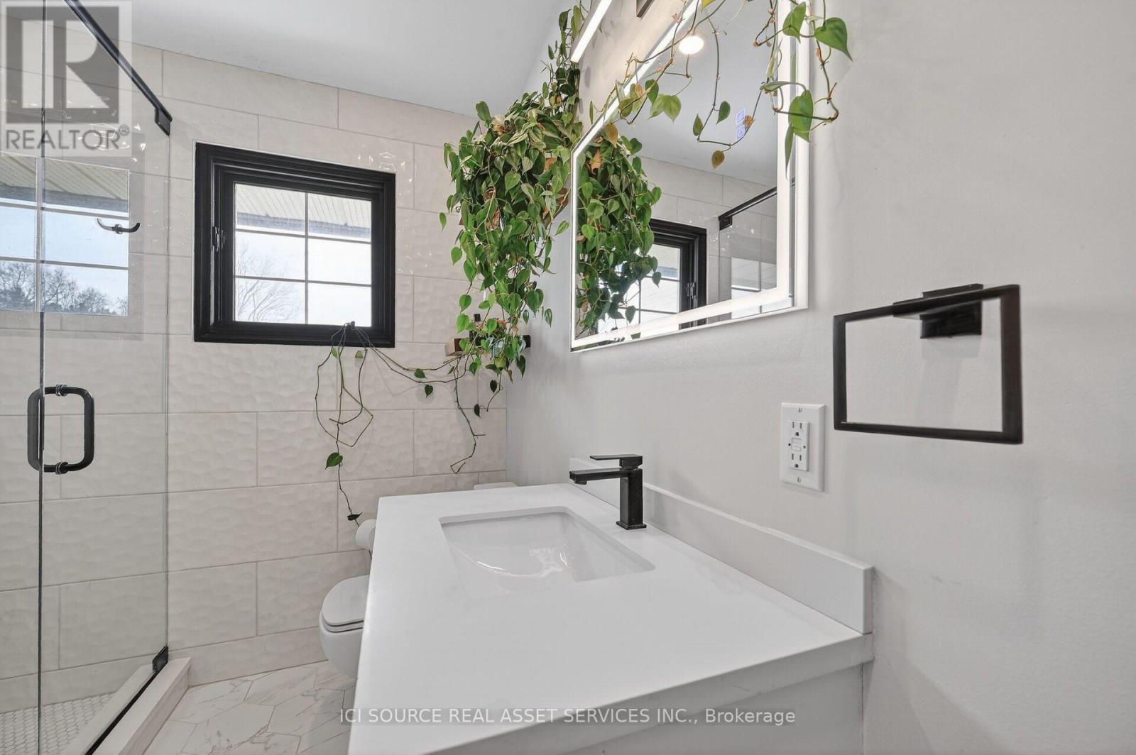 1126 Woodroffe Avenue, Ottawa, ON -