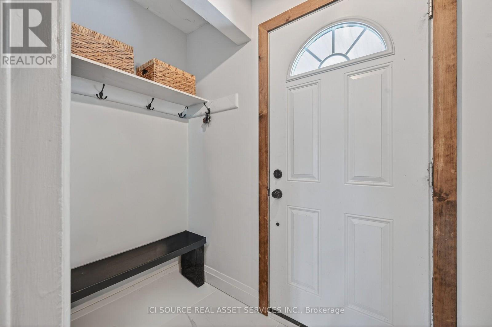 1126 Woodroffe Avenue, Ottawa, ON - Indoor Photo Showing Other Room