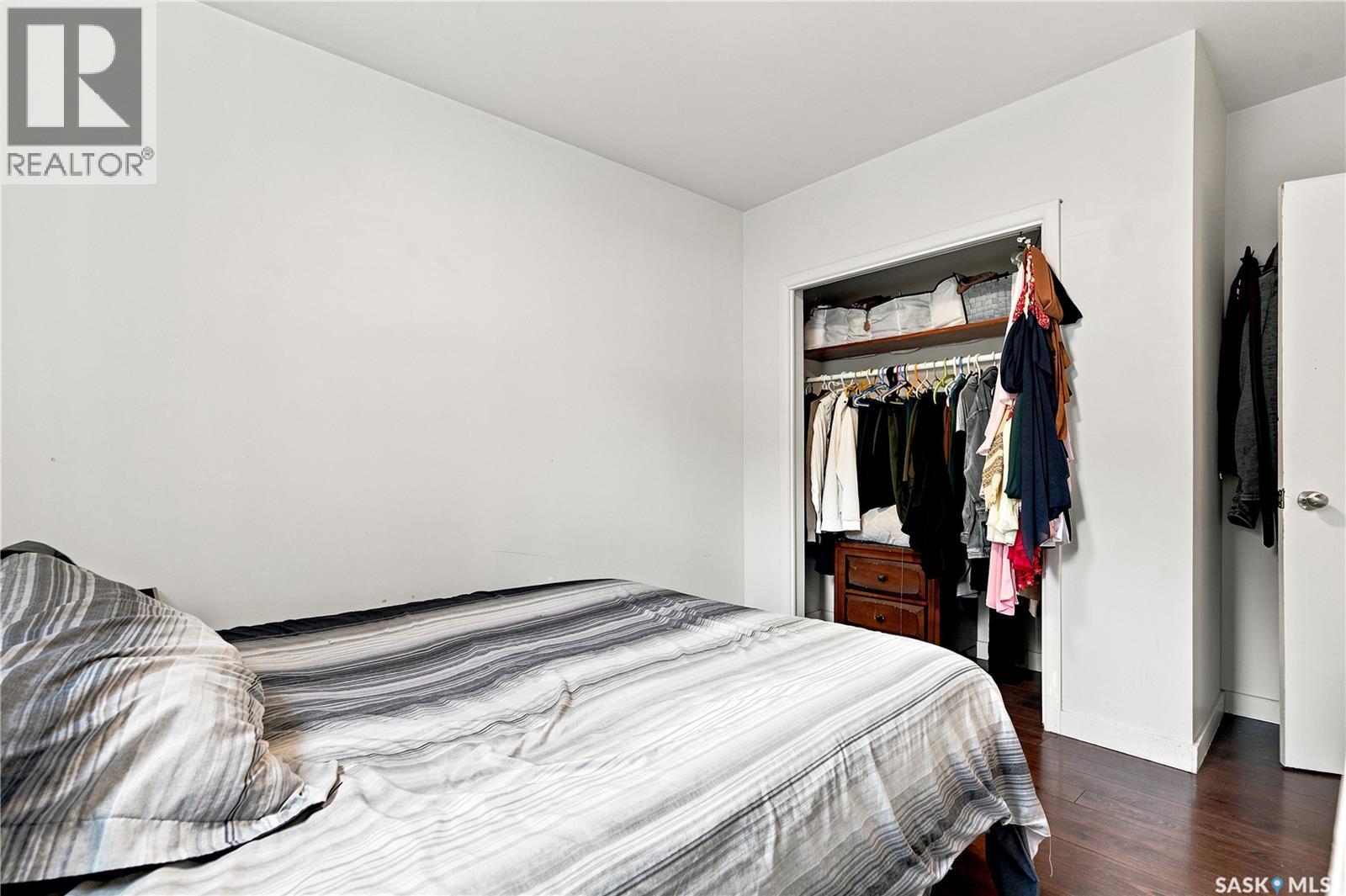 2814-2816 7Th Street E, Saskatoon, SK - Indoor Photo Showing Bedroom