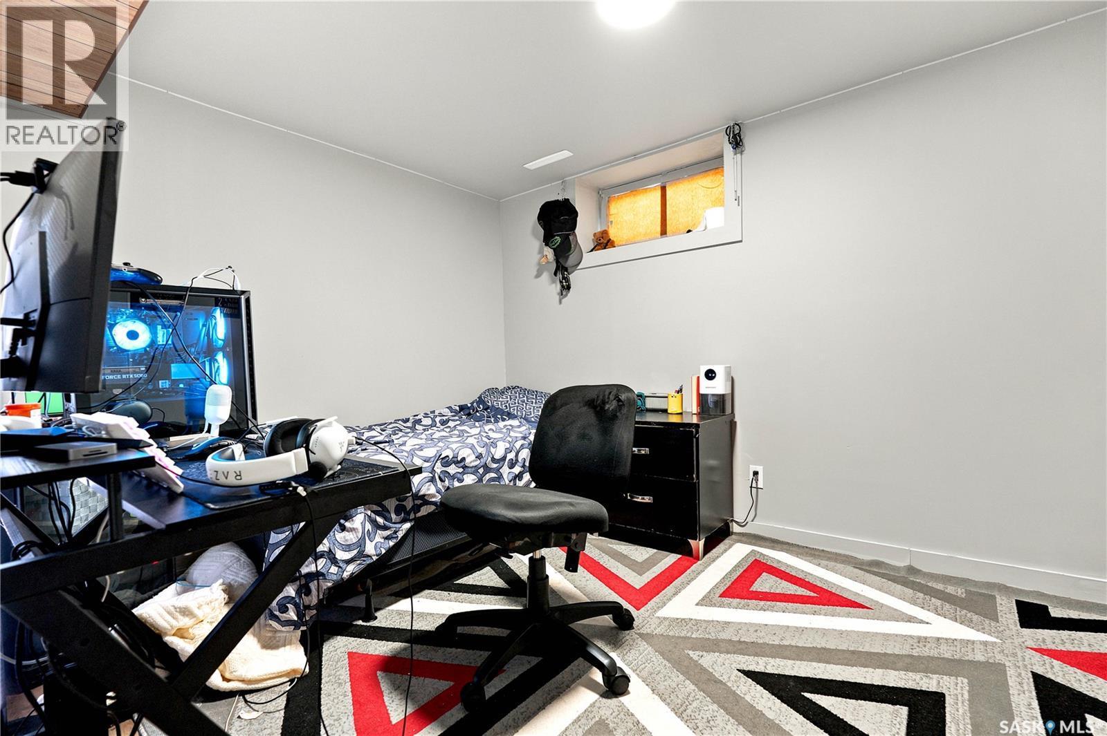 2814-2816 7Th Street E, Saskatoon, SK - Indoor