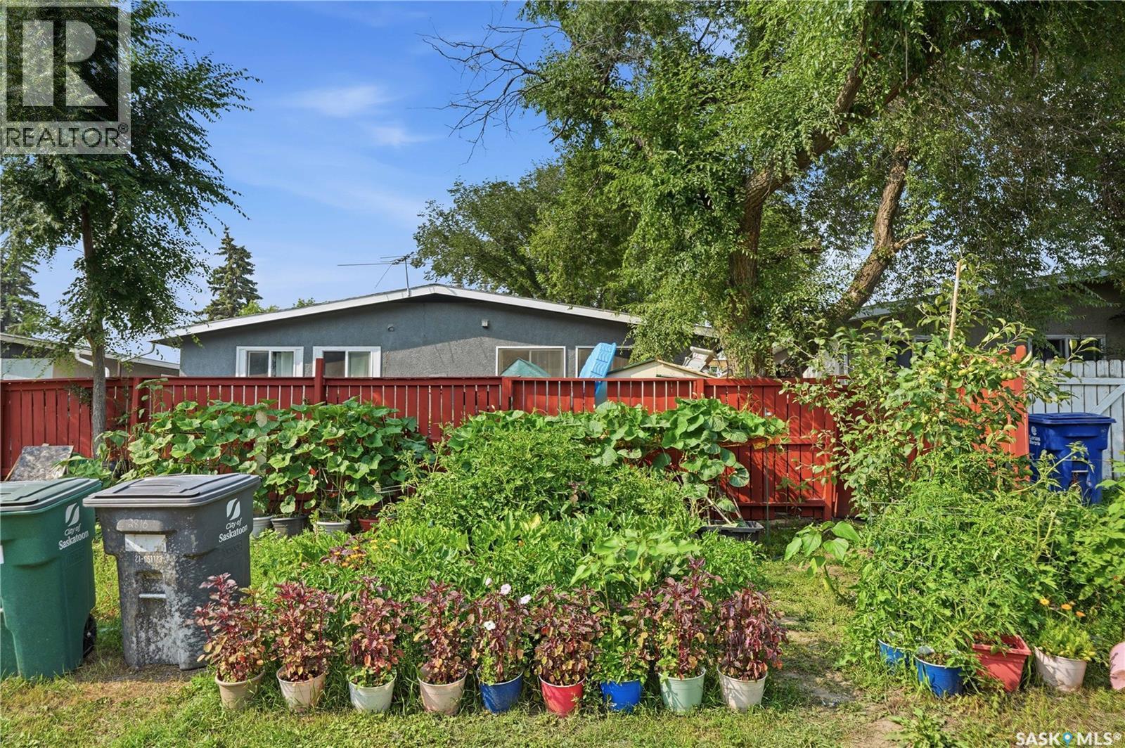 2814-2816 7Th Street E, Saskatoon, SK - Outdoor