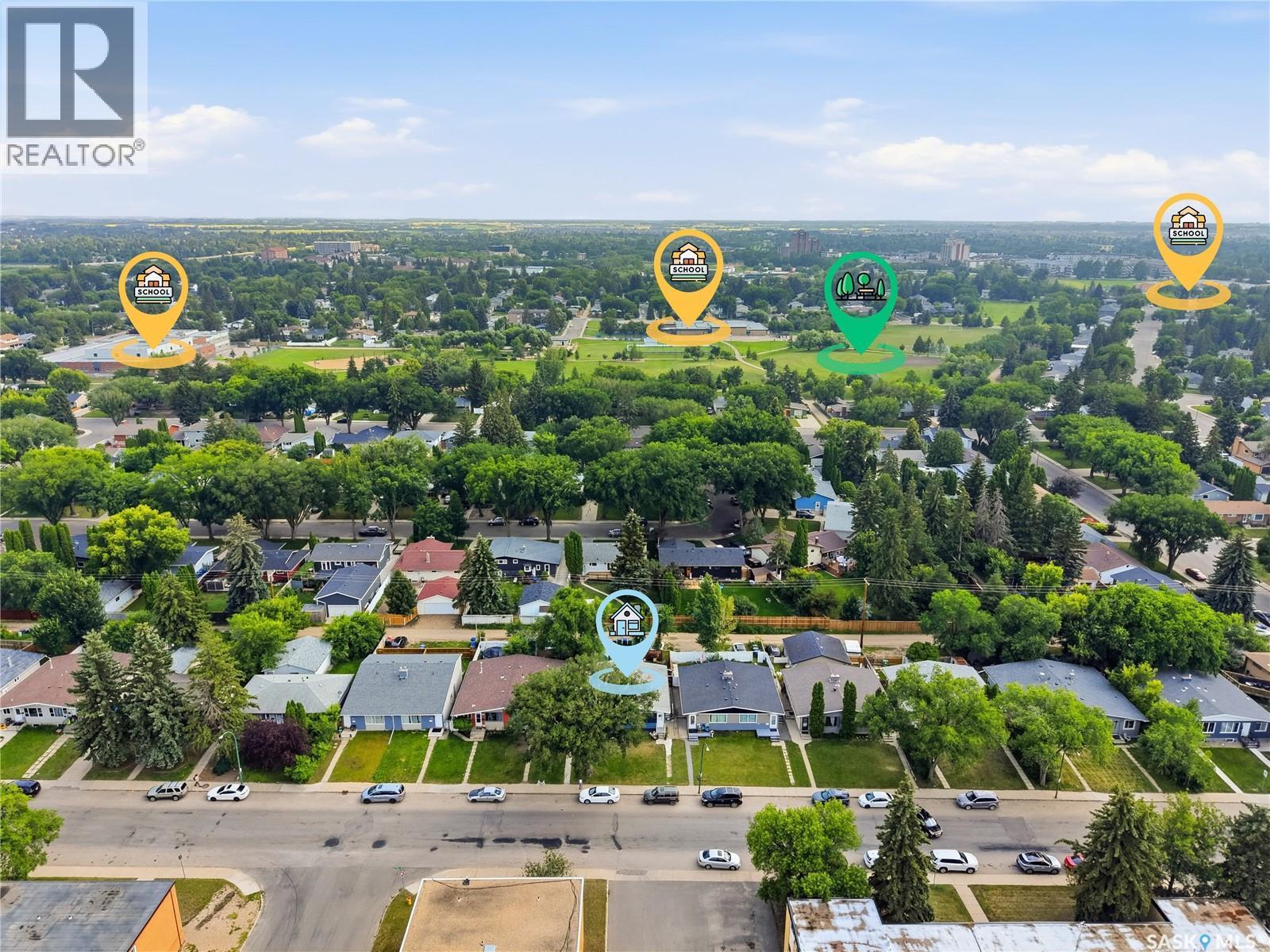 2814-2816 7Th Street E, Saskatoon, SK - Outdoor With View