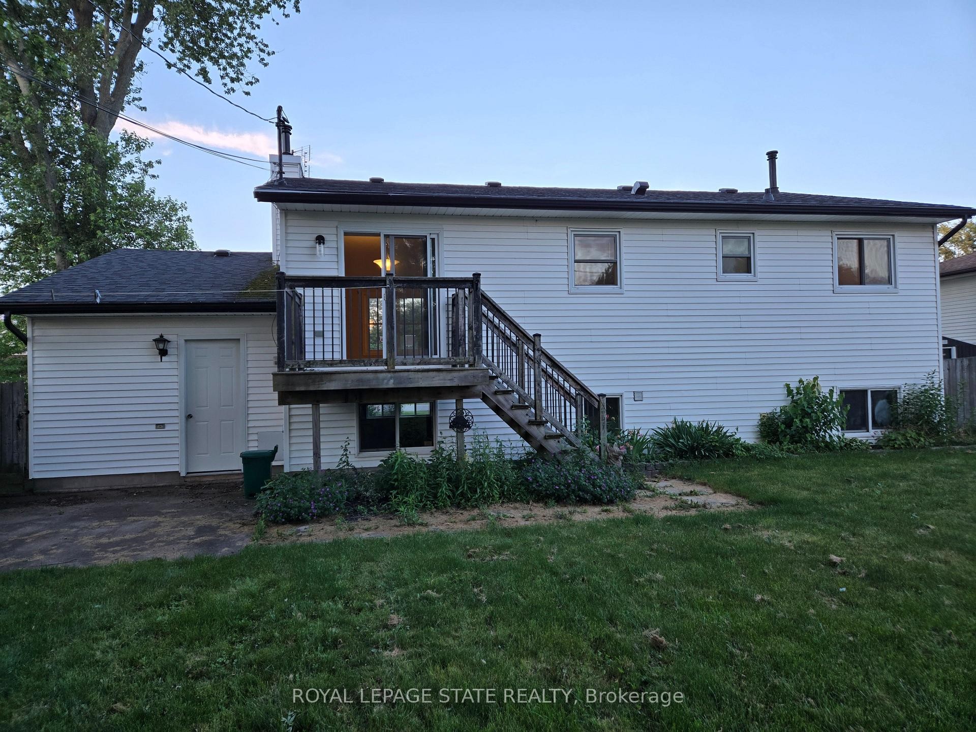 697 Ferndale Avenue, Fort Erie, ON