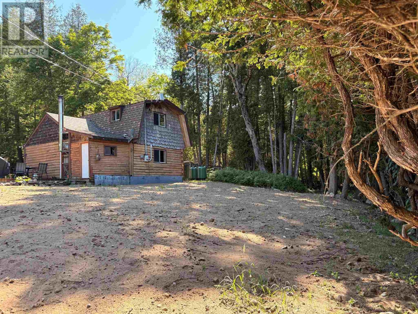 3235 Walnut St, Hilton Beach, ON - Outdoor