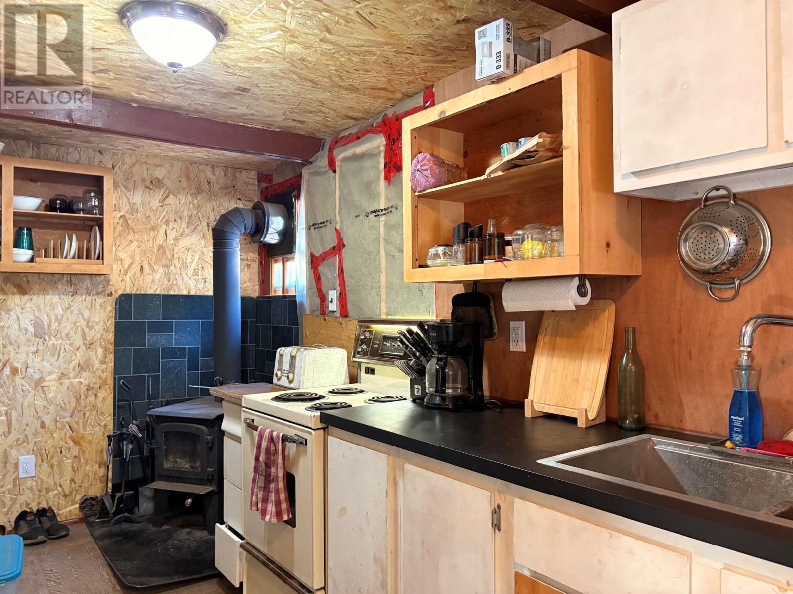 3235 Walnut St, Hilton Beach, ON - Indoor Photo Showing Kitchen