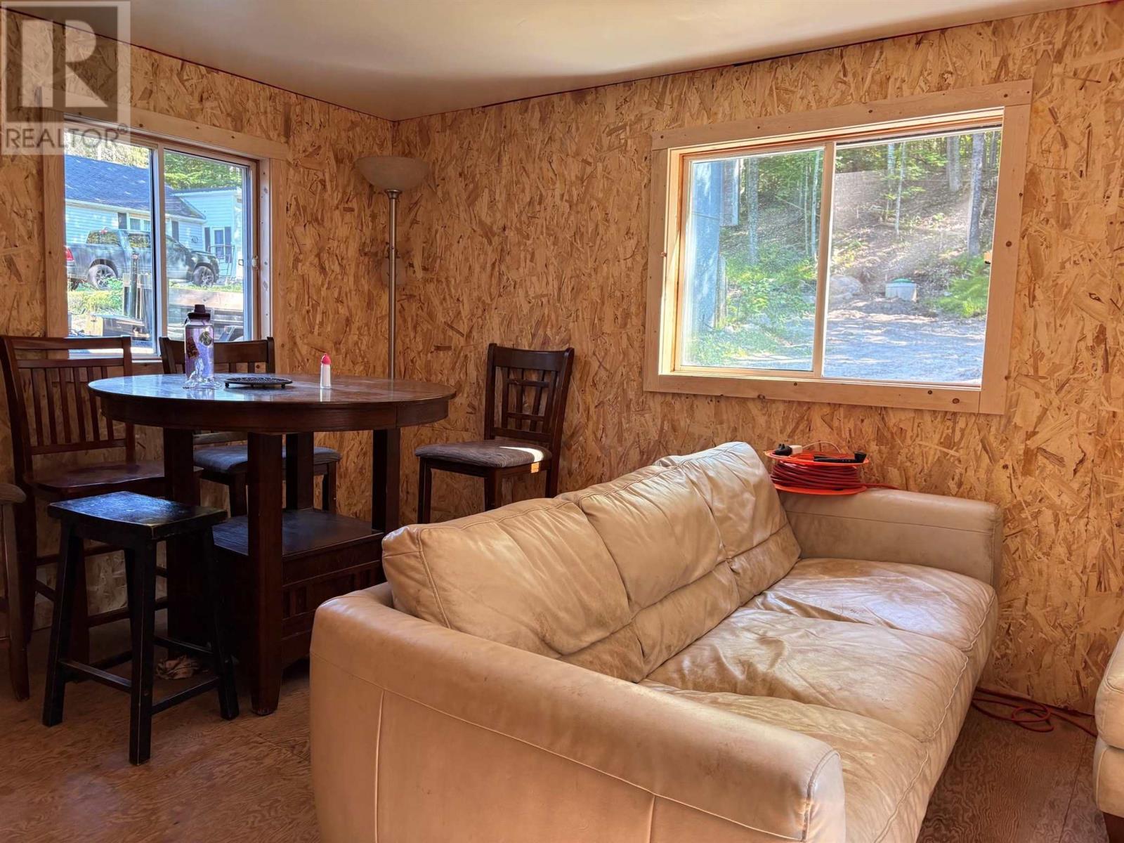 3235 Walnut St, Hilton Beach, ON - Indoor