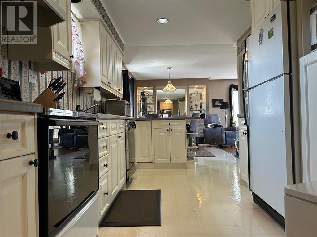 3120 Marks St, Hilton Beach, ON