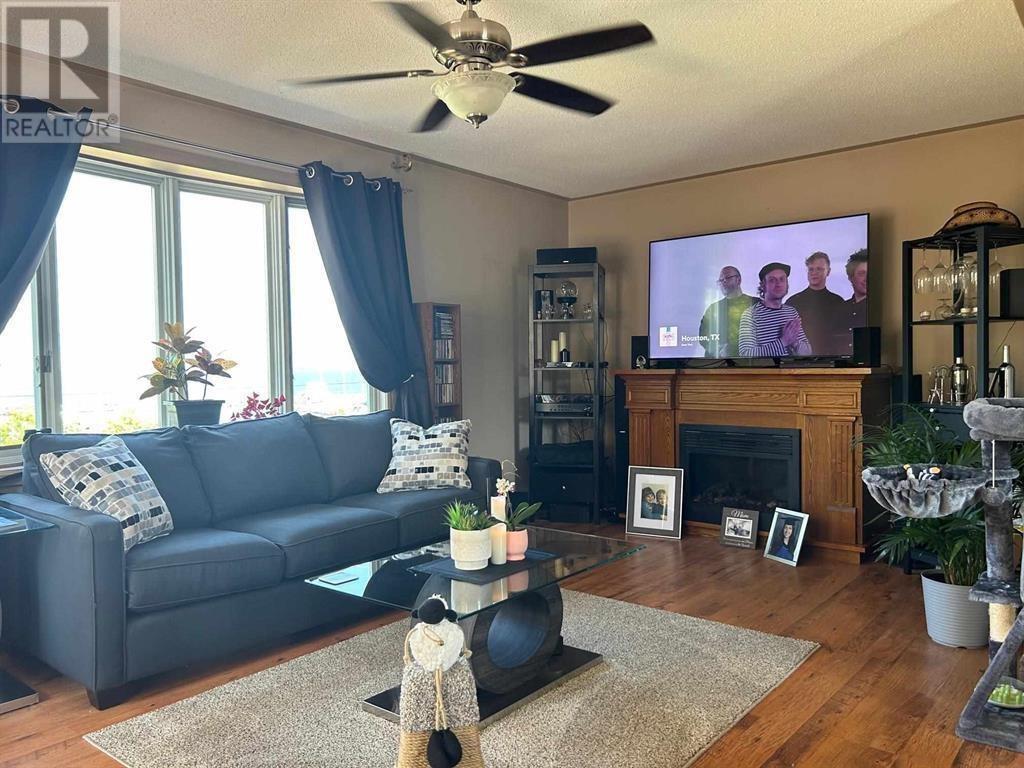 3120 Marks St, Hilton Beach, ON