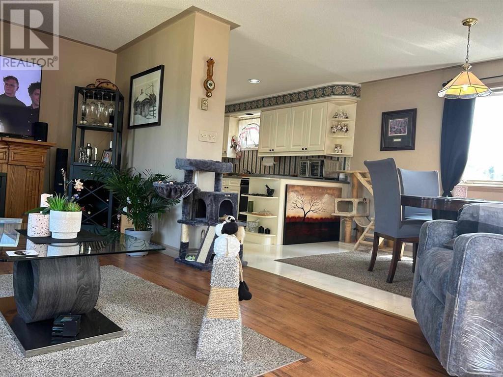 3120 Marks St, Hilton Beach, ON
