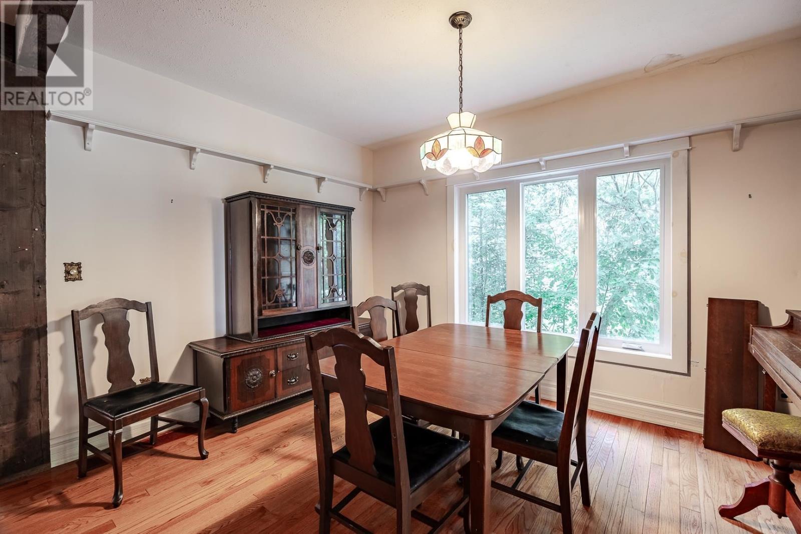 1805 Shore Rd, Richard'S Landing, ON - Indoor Photo Showing Dining Room