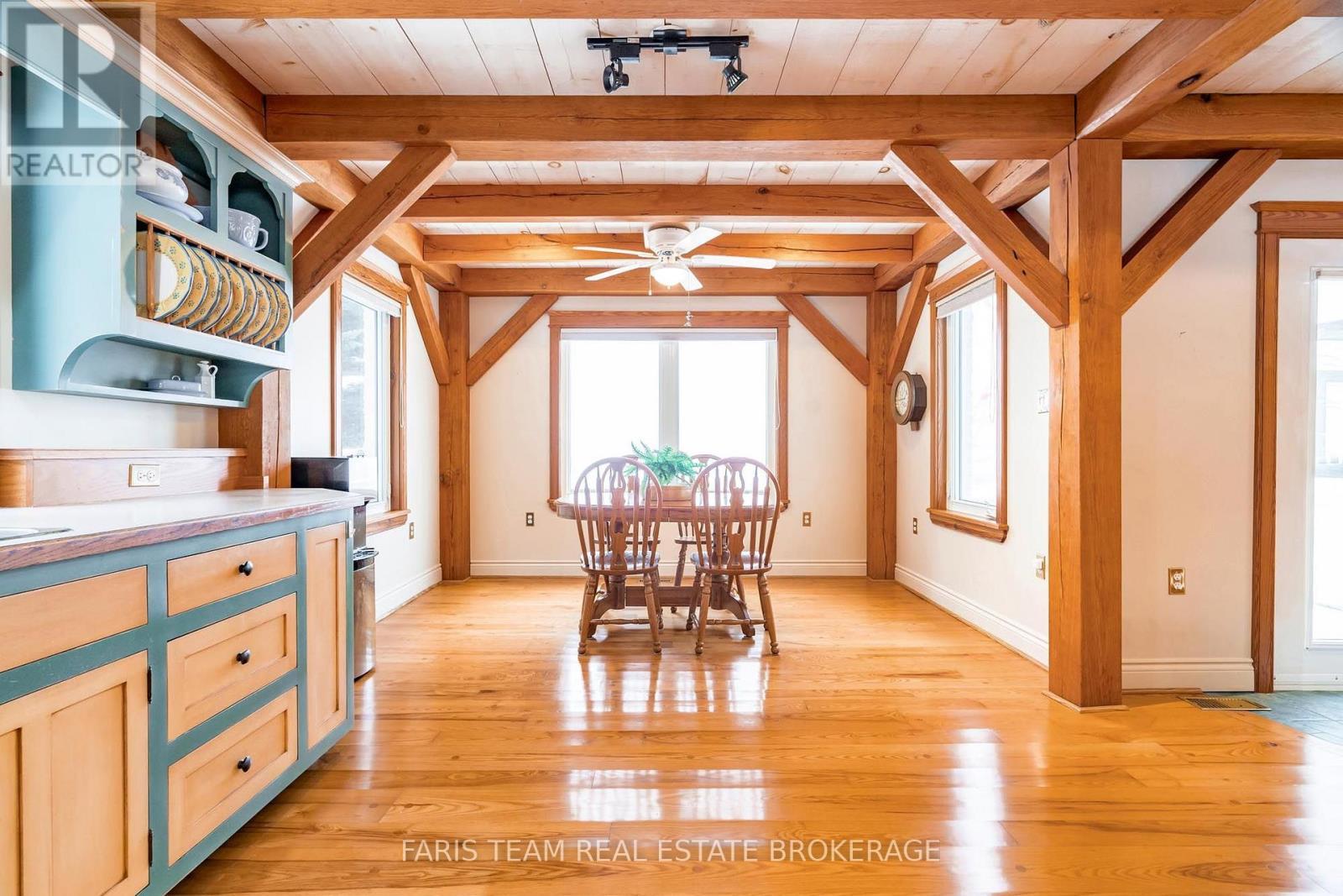 187 Champlain Road, Penetanguishene, ON - Indoor