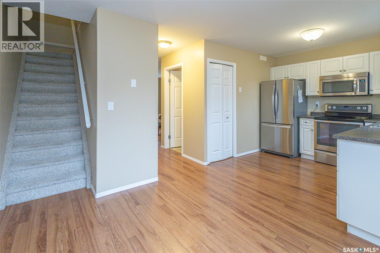 156 203 Herold Terrace, Saskatoon, SK - Indoor Photo Showing Kitchen