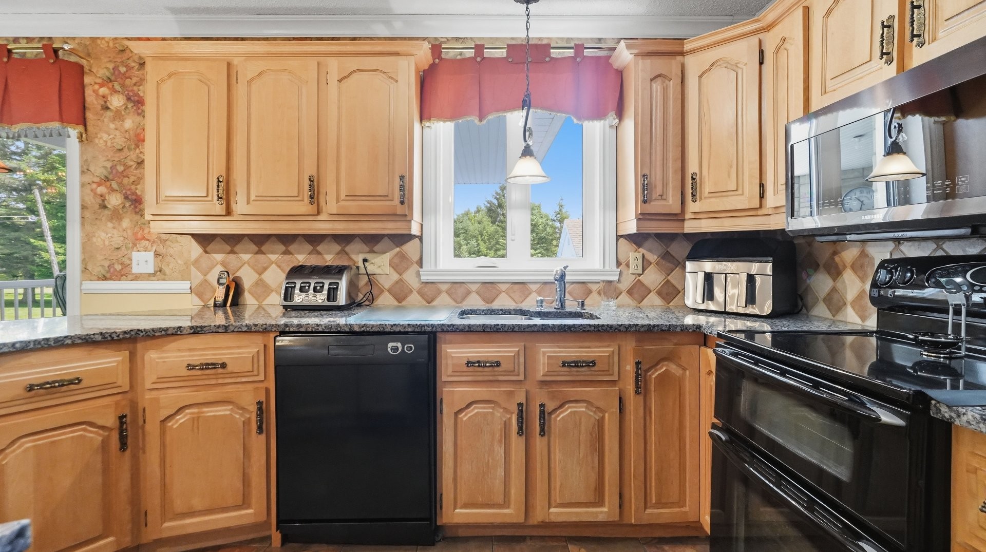 Kitchen - 2530 206E Rue, Saint-Georges, QC - Indoor Photo Showing Kitchen